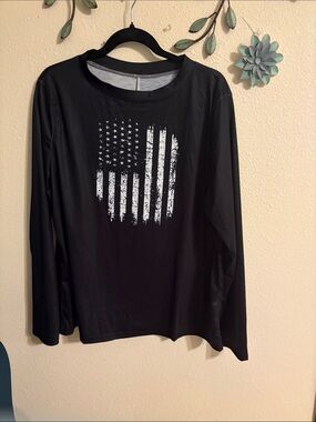 Women’s Black Long-Sleeve Tee with Distressed Flag Graphic